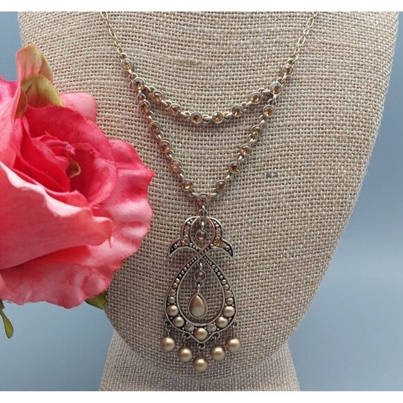 Cute Amber Glass Crystal Gold Tone Pendant Necklace Statement 18" Collar MINT - Picture 1 of 7